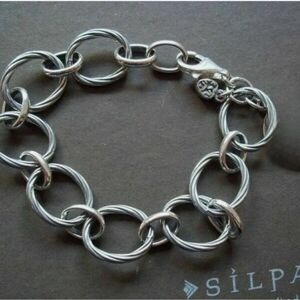Silpada Bracelet Features 925 Sterling silver link bracelet